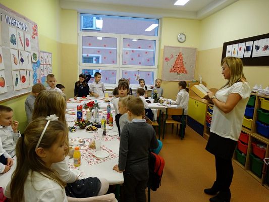 Grafika #10: Wigilie klasowe 2018