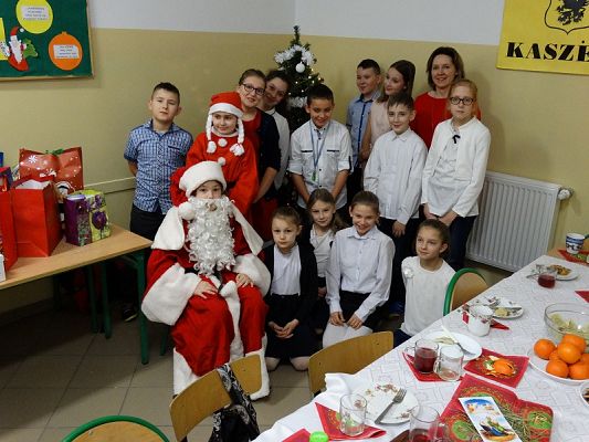 Grafika #4: Wigilie klasowe 2018