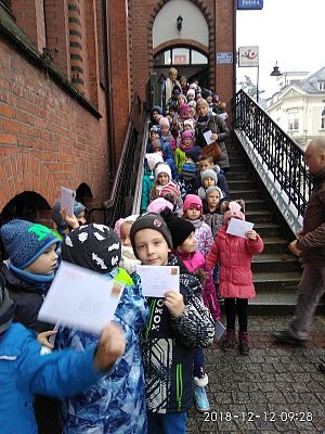 Grafika #28: Wycieczka na pocztę w Lęborku