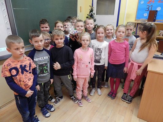 Grafika #4: Akcja - Czapka św.Mikołaja