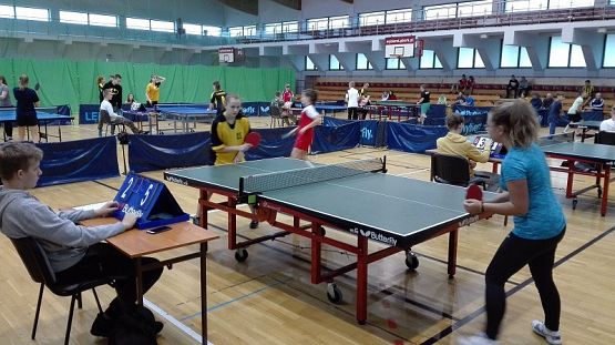  Grafika #0: Powiatowe zawody w tenisie stołowym dziewcząt i chłopców w ramach Igrzysk Dzieci.