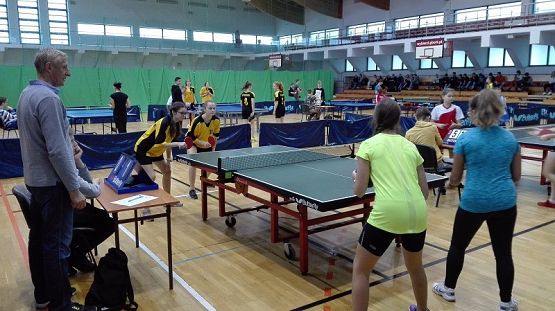  Grafika #5: Powiatowe zawody w tenisie stołowym dziewcząt i chłopców w ramach Igrzysk Dzieci.