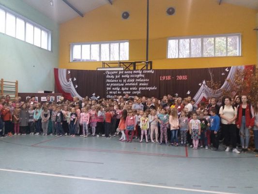  Grafika #3: Rekord dla Niepodległej