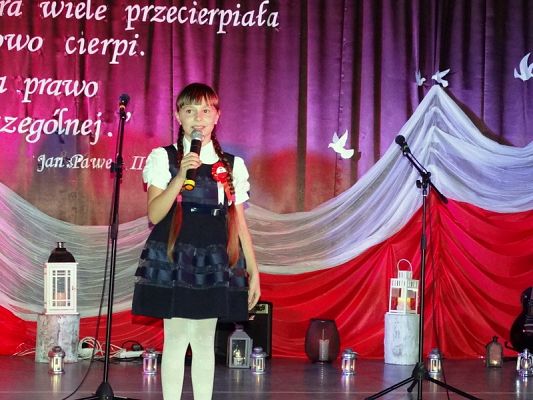  Grafika #33: Wieczornica Patriotyczna