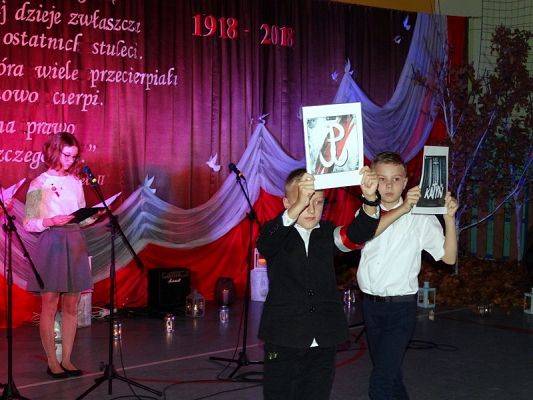  Grafika #39: Wieczornica Patriotyczna