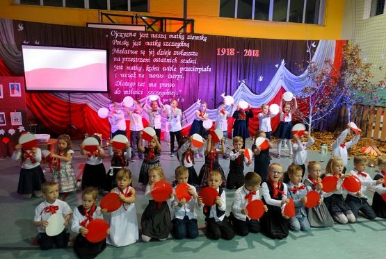  Grafika #61: Wieczornica Patriotyczna