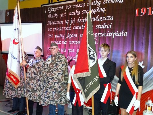  Grafika #69: Wieczornica Patriotyczna