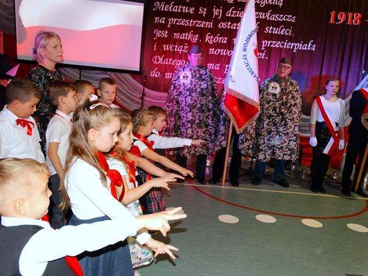  Grafika #55: Wieczornica Patriotyczna