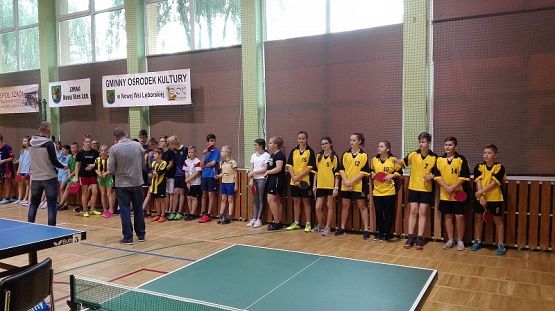  Grafika #1: Gminne drużynowe zawody w tenisie stołowym dziewcząt i chłopców.