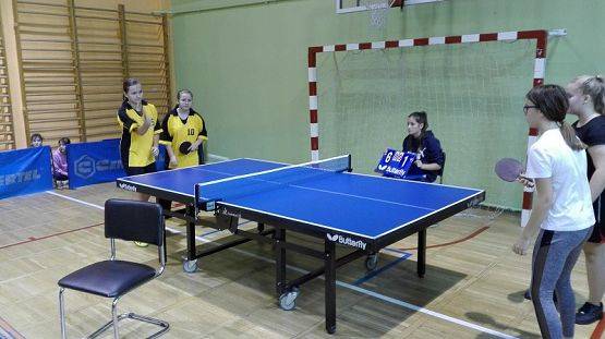  Grafika #8: Gminne drużynowe zawody w tenisie stołowym dziewcząt i chłopców.