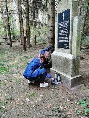 Grafika #4: Dbamy o Cmentarz Jeńców Wojennych w Niebędzinie