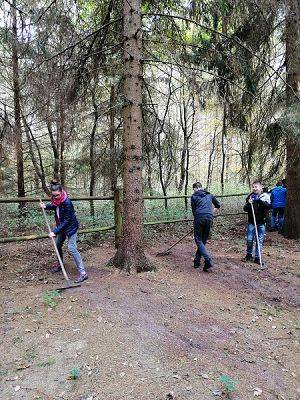 Grafika #3: Dbamy o Cmentarz Jeńców Wojennych w Niebędzinie