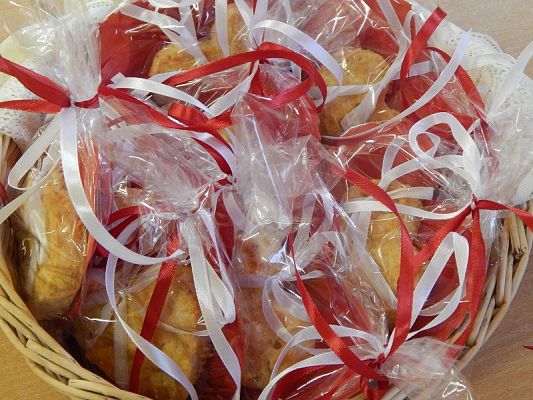 Grafika #2: Samorząd Uczniowski pracownikom szkoły