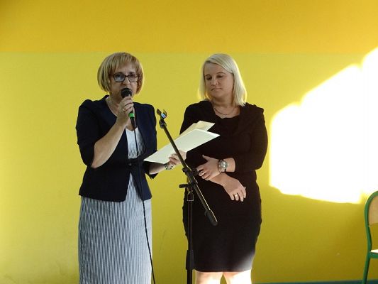  Grafika #13: Apel zokazji Dnia Edukacji Narodowej