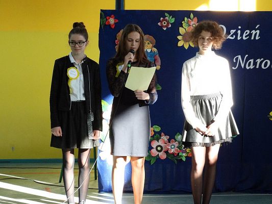  Grafika #50: Apel zokazji Dnia Edukacji Narodowej