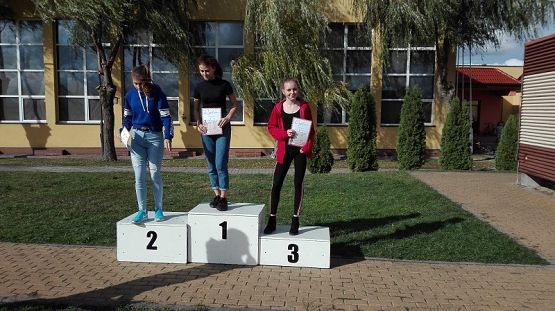 Grafika #5: Drużynowe biegi przełajowe dziewcząt i chłopców w ramach Igrzysk Dzieci oraz Igrzysk Młodzieży Szkolnej