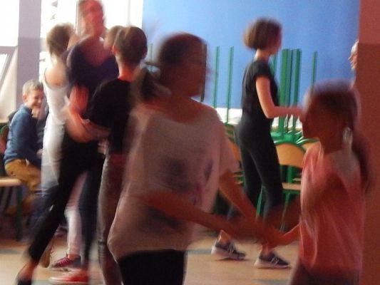 Grafika #4: Dyskoteka z okazji Dnia Chłopaka