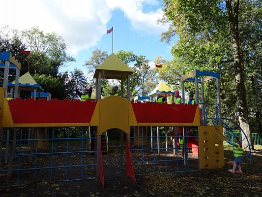 Grafika #20: Wycieczka do dzieci z oddziałów przedszkolnych do MBP w Lęborku