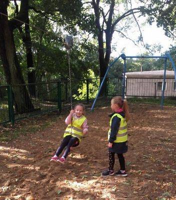  Grafika #2: Wycieczka uczniów kl. I i II do Lęborka