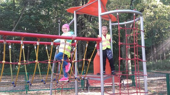  Grafika #8: Wycieczka uczniów kl. I i II do Lęborka