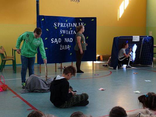 Grafika #2: Apel poświęcony akcji Sprzątanie Świata