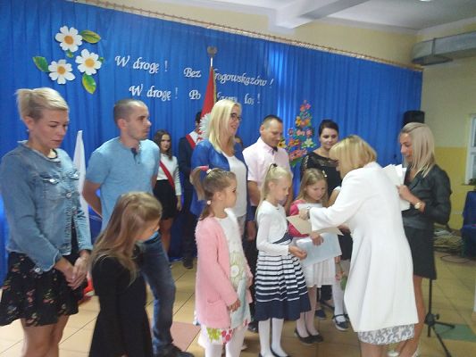 Grafika #5: Zakończenie roku szkolnego 2017/2018