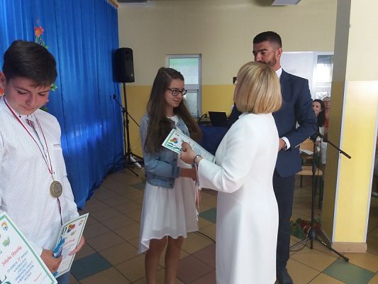 Grafika #50: Zakończenie roku szkolnego 2017/2018