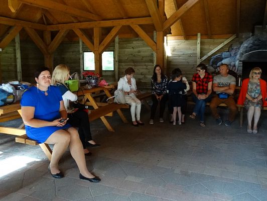 Grafika #1: Zakończenie roku szkolnego w oddziale przedszkolnym 5 -latków