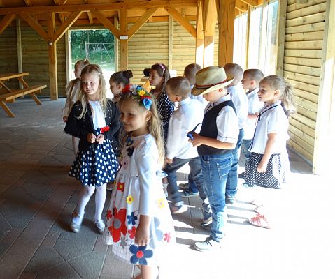 Grafika #6: Zakończenie roku szkolnego w oddziale przedszkolnym 5 -latków