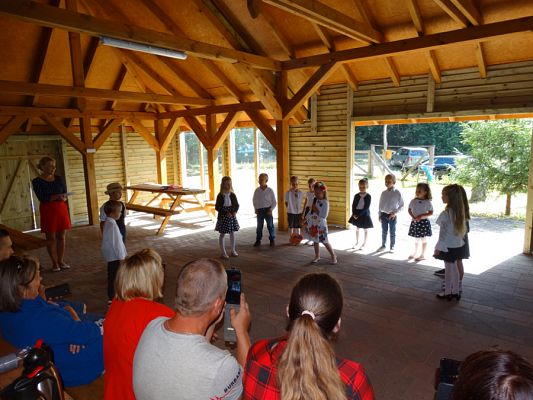 Grafika #24: Zakończenie roku szkolnego w oddziale przedszkolnym 5 -latków