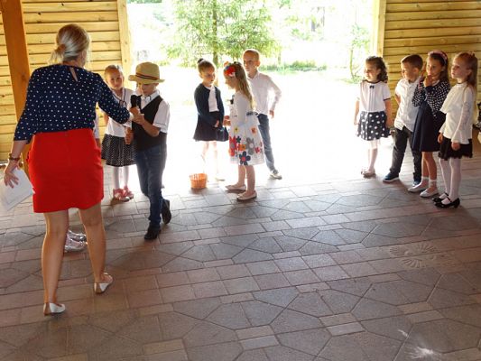 Grafika #15: Zakończenie roku szkolnego w oddziale przedszkolnym 5 -latków