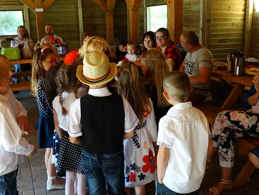 Grafika #22: Zakończenie roku szkolnego w oddziale przedszkolnym 5 -latków