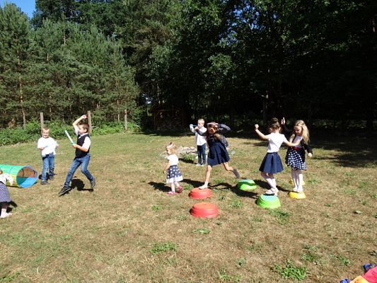 Grafika #45: Zakończenie roku szkolnego w oddziale przedszkolnym 5 -latków