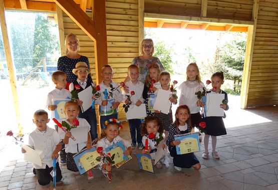 Grafika #8: Zakończenie roku szkolnego w oddziale przedszkolnym 5 -latków