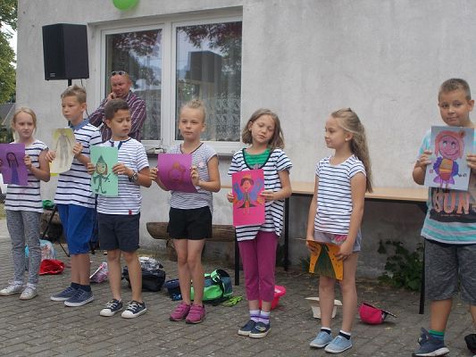 Grafika #5: Zakończenie klasy III SP