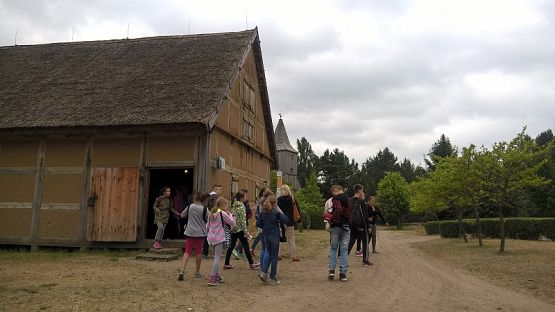 Grafika #22: Wycieczka do Wdzydz Kiszewskich