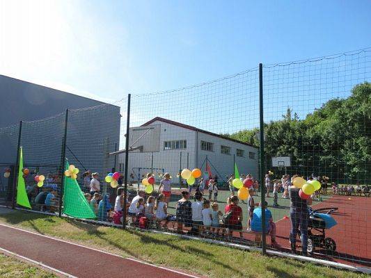  Grafika #13: FESTYN- "MAMA, TATA i JA"