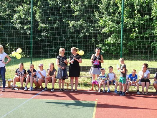  Grafika #55: FESTYN- "MAMA, TATA i JA"