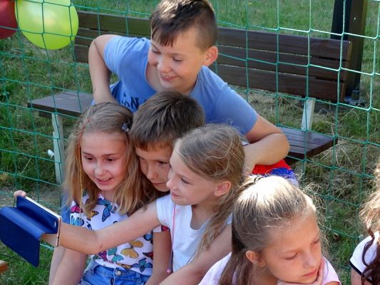  Grafika #29: FESTYN- "MAMA, TATA i JA"