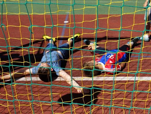  Grafika #75: FESTYN- "MAMA, TATA i JA"