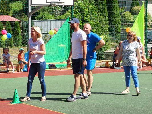  Grafika #79: FESTYN- "MAMA, TATA i JA"