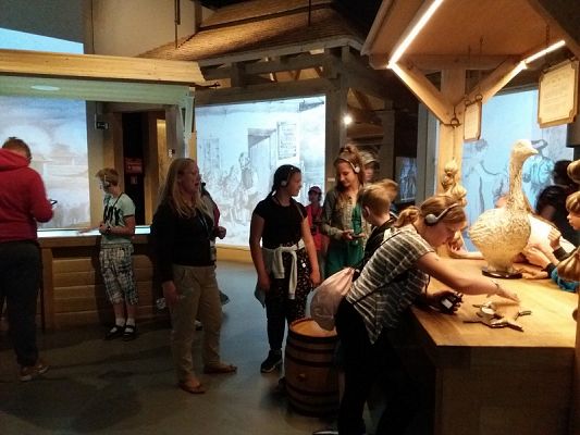  Grafika #64: Wycieczka do Warszawy