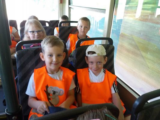 Grafika #9: Wycieczka 6 - latków do MBP w Lęborku