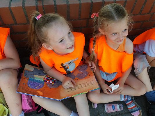 Grafika #20: Wycieczka 6 - latków do MBP w Lęborku