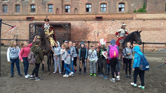  Grafika #1: Wycieczka do Gniewa