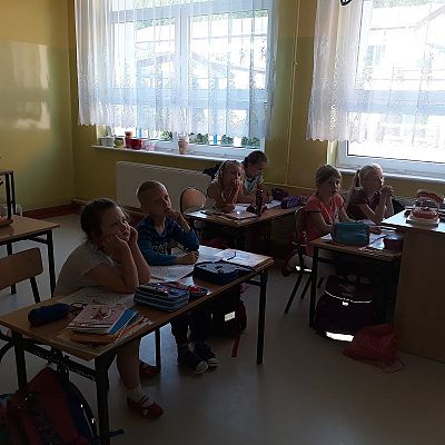  Grafika #8: Niesamowity Świat Higieny Jamy Ustnej