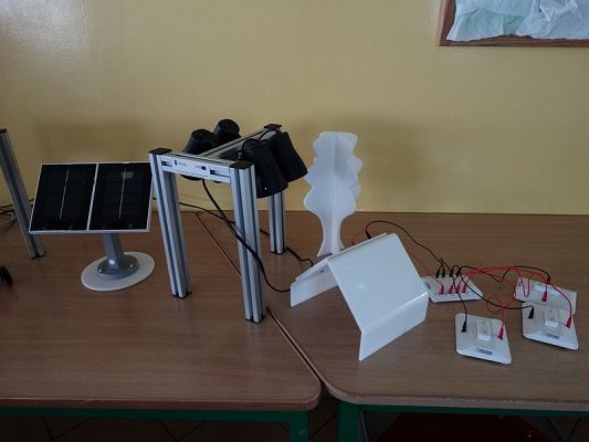  Grafika #6: Prelekcja na temat ograniczenia zużycia energii w budynkach uzyteczności publicznej.